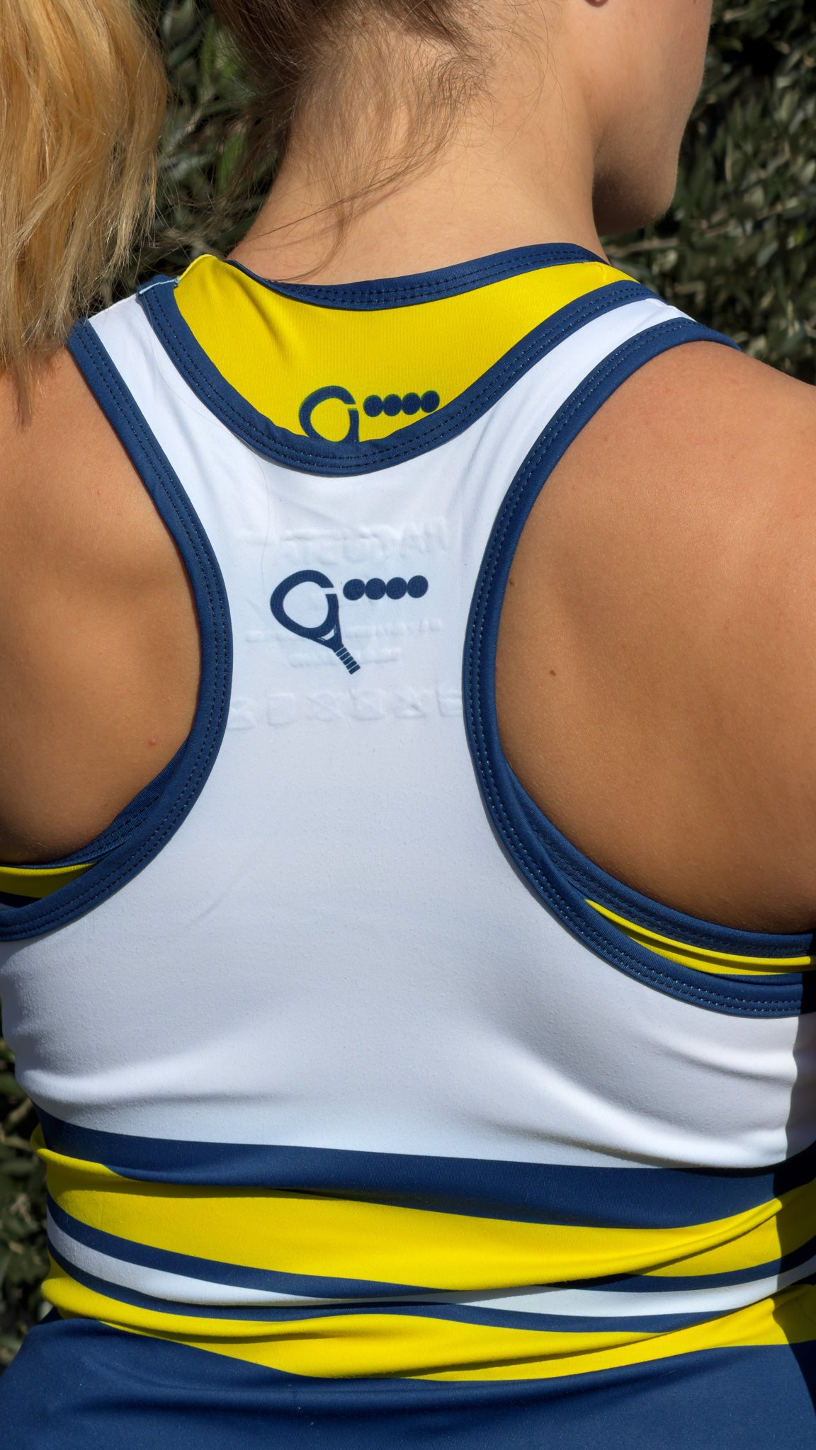 Jurk Performance – Wit/Blauw/Geel